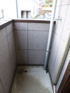 室外洗濯機置き場