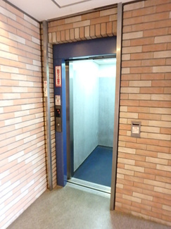 エレベーター