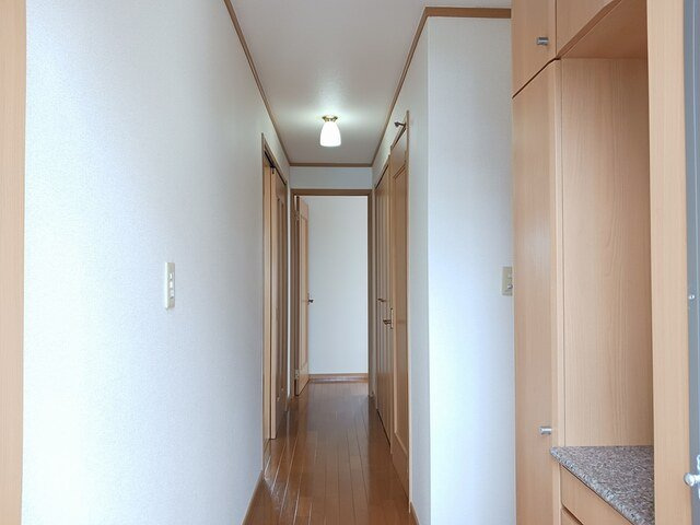 コンフォートみやび台Ⅱの玄関|収納もある玄関です