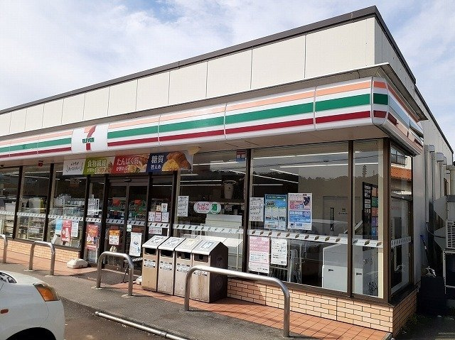 アクールの周辺|セブンイレブン富山北代店まで350m