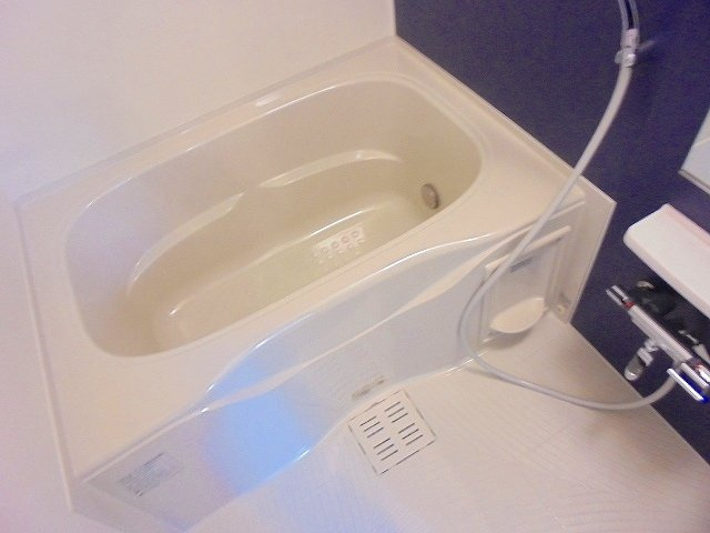 ラ　ルーチェの浴室|お風呂です