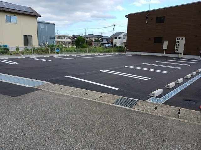 パルクみなみの杜の駐車場|カースペースがあります