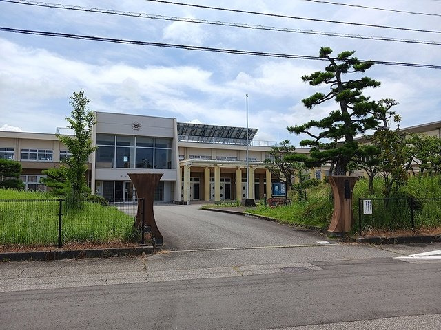 ミライエの周辺|射水市立東明小学校まで350m