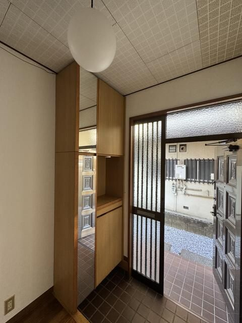 大岩貸家