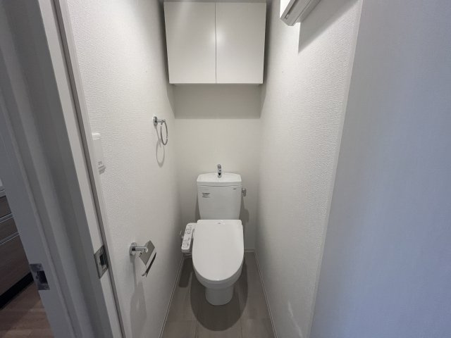 セレニテ江坂ミラク　のトイレ|同間取り他部屋の室内写真です
