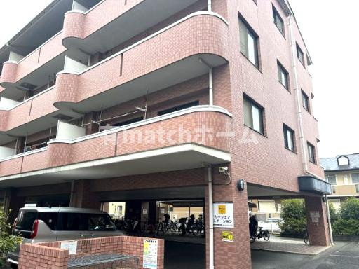 アビタシオン長尾駅前の外観