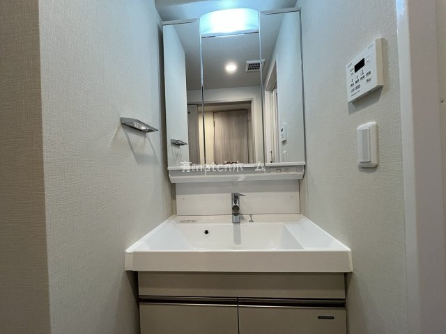 ミラージュパレス本町Departの独立洗面台