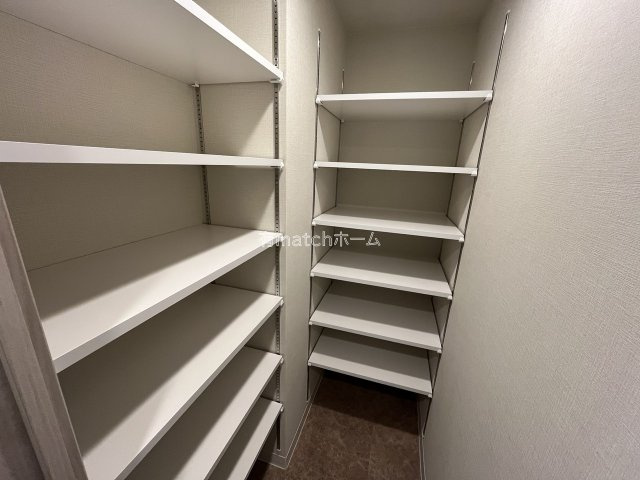 ミラージュパレス本町Departの収納
