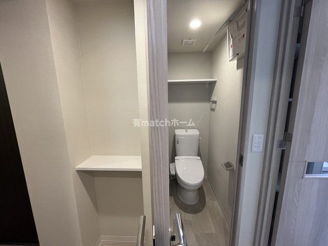 ミラージュパレス本町Departの玄関