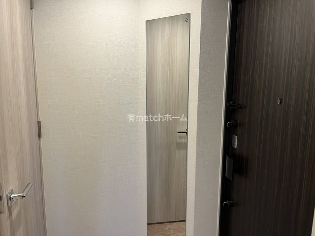 ミラージュパレス本町Departの玄関