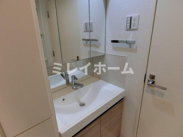 アジールコート大森西の洗面所|同建物内、別のお部屋の参考写真になります。
