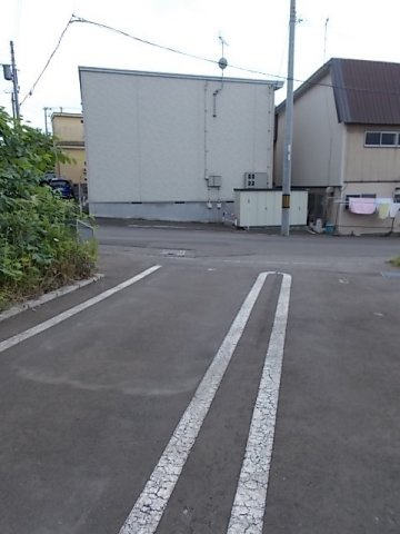 ダズ　ハオス　Ｓ．Ｋの駐車場