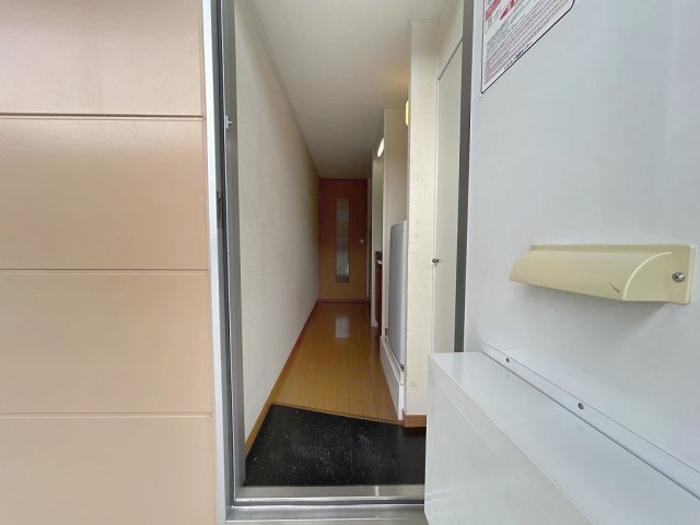 レオパレスＭＩＮＯＲＩの玄関