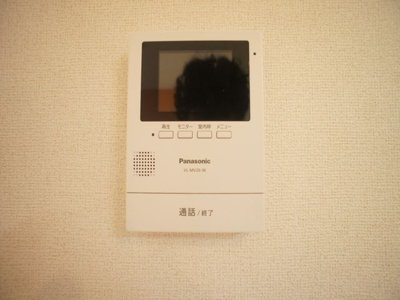 【セキュリティ】 | レジェンド・ヒルＨ | 訪問者の確認ができるTVドアホン付きです♪