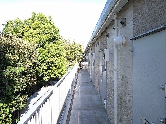 レオパレスヴィラ　ゼルコバのその他|2階通路