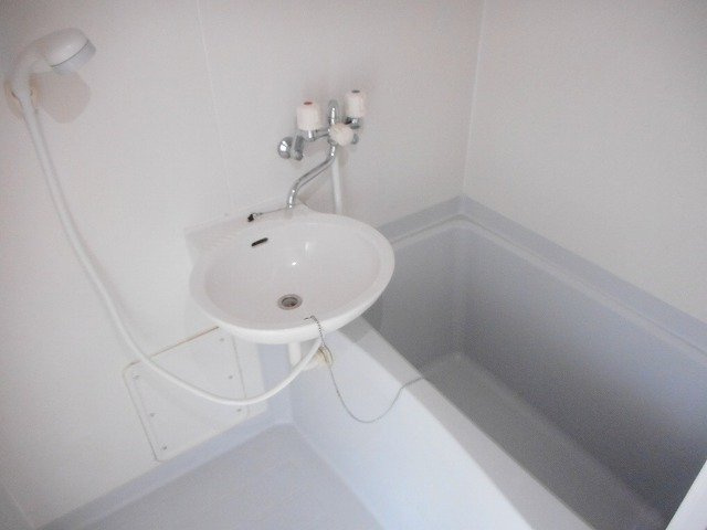 アムール英（はなぶさ）の浴室