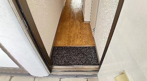 レオパレスメゾン・ド・エトワールの玄関