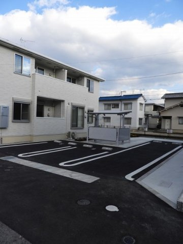 フィーカ・祇園Ｂの駐車場