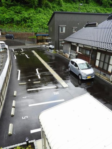 フォレストヒル　Ｂの駐車場