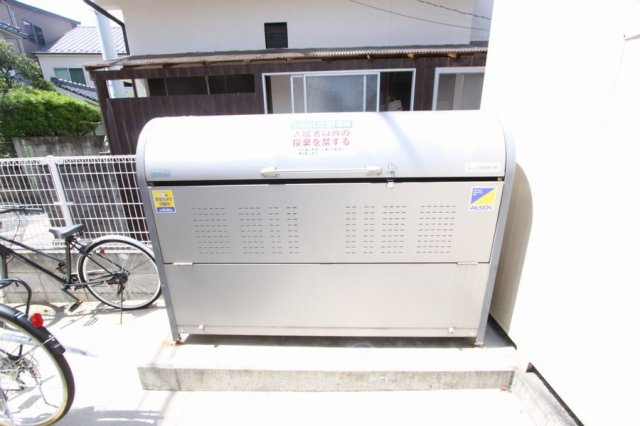 レオネクストサリエールのその他|ゴミ置場