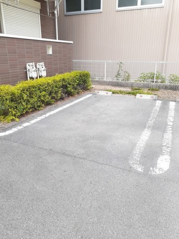 パスピエの駐車場