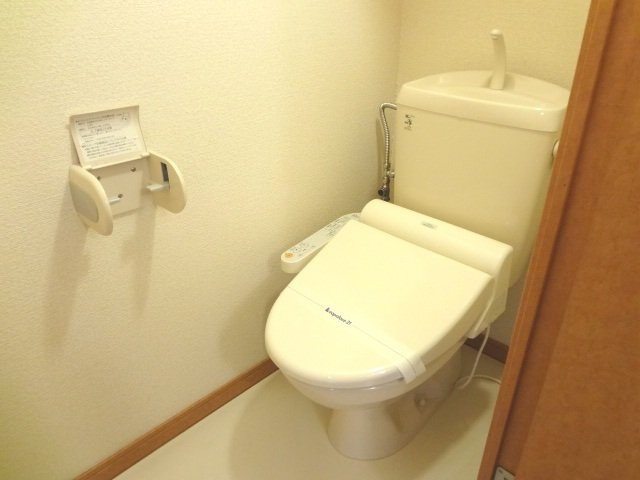 レオパレス冨田のその他|温水洗浄便座付き