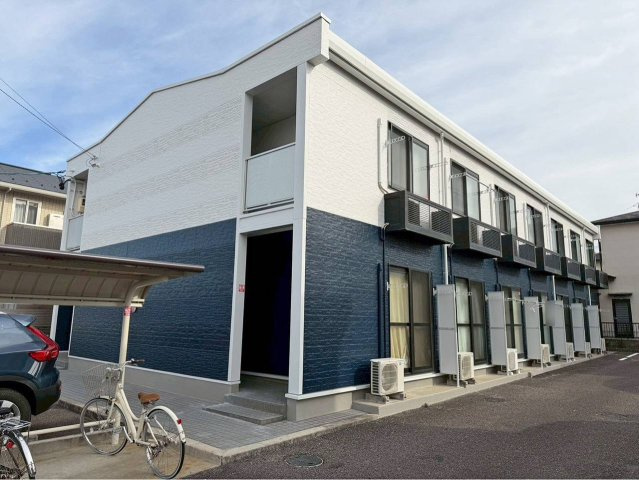 レオパレスロアールの外観