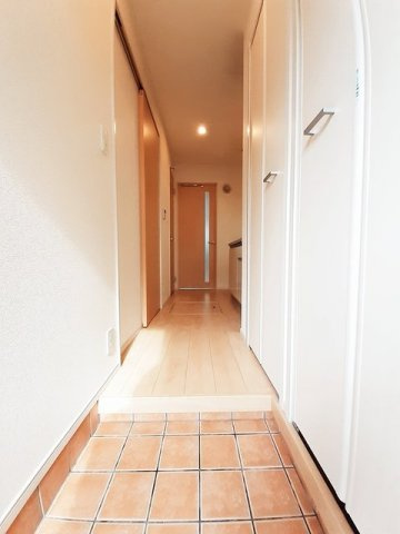 マンション　フェリーチェの玄関