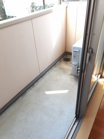 シールド青葉のバルコニー
