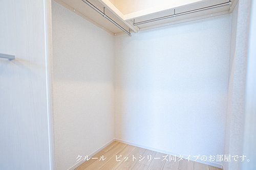 メゾン　ド　ローズ・ガーデンの収納