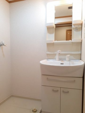 コモド　プレッソの洗面所