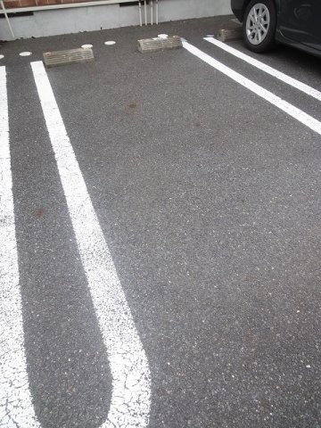 ブリーズガーデン　Ⅰの駐車場