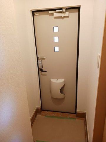 クレセール聖蹟の玄関