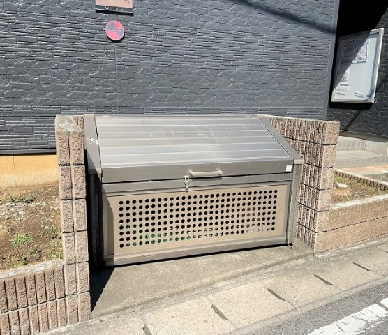 レオパレスＷｉｎｓのその他|専用ゴミ置き場
