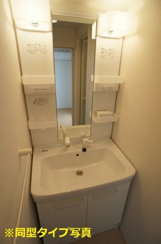 ノイクラールの洗面所