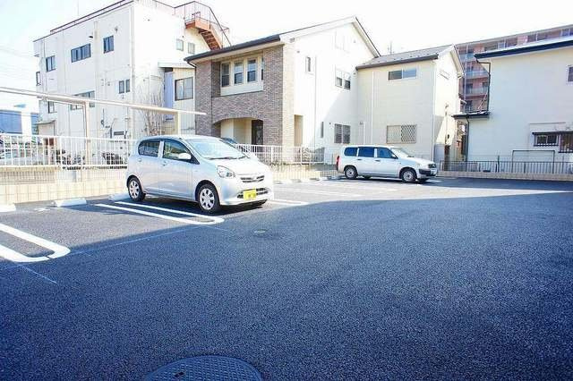 ゴールド・マウンテンの駐車場