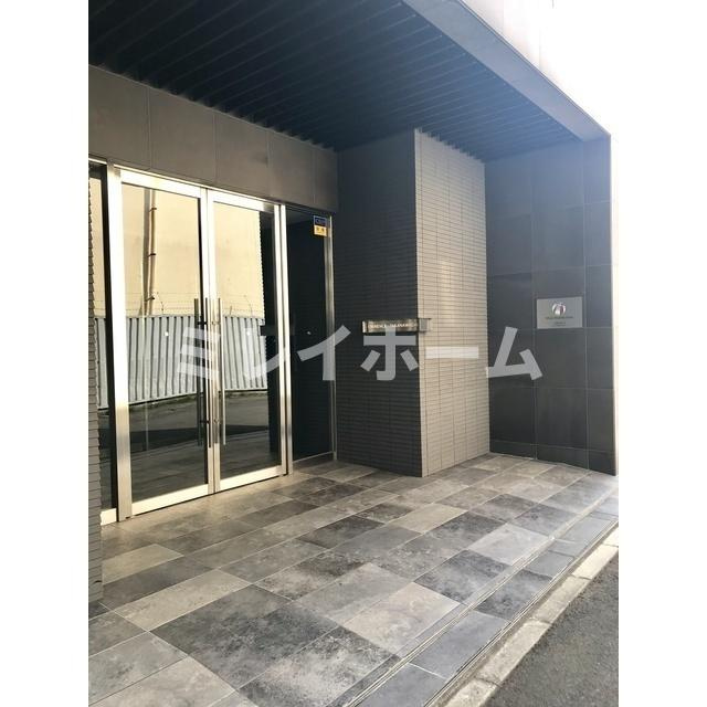 エミネンス高輪台のエントランス