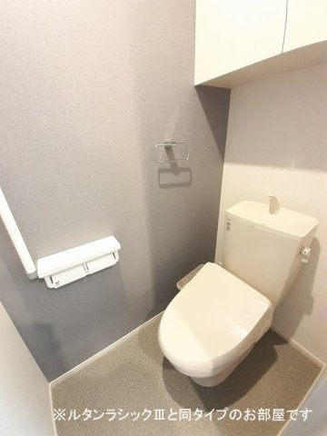 メゾン　サブーリュのトイレ