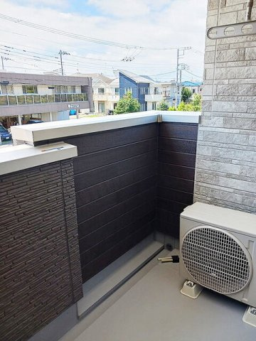 ヒカルサ東京立川のバルコニー