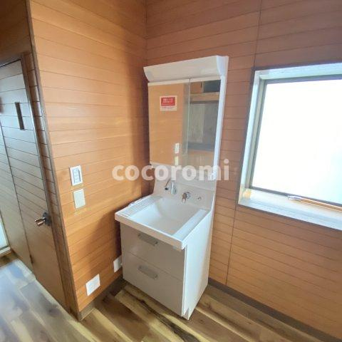 トヨヒデの独立洗面台