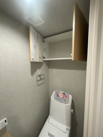 メゾンエクレーレ南千住のトイレ