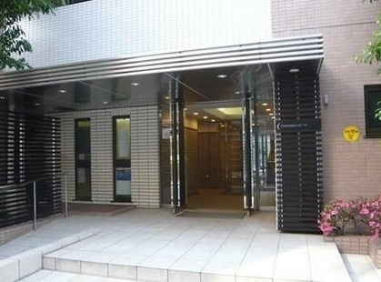 【エントランス】