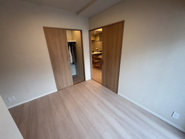 パレステージ上野の洋室