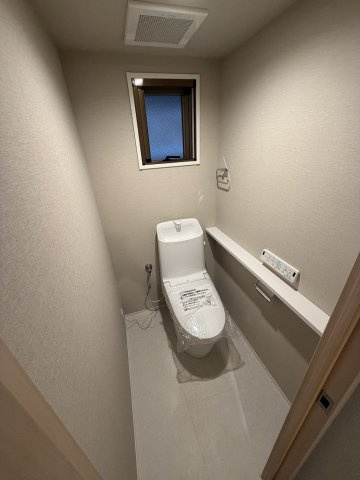 クレッセント新宿柏木のトイレ