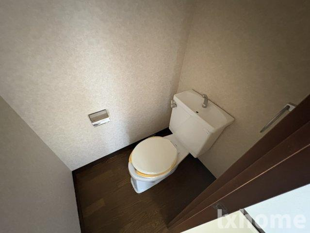 サウスウィングのトイレ|コンパクトで使いやすいトイレです
