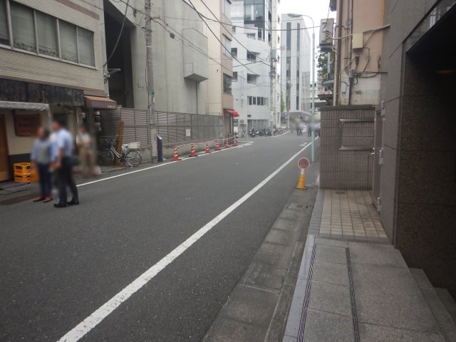 メゾン・ド・ヴィレ日本橋茅場町の周辺|前面道路