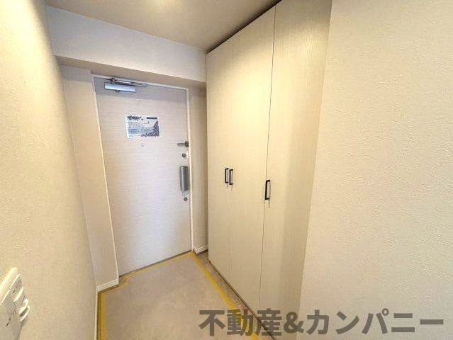 ポレスター松山フォレストシティの玄関|玄関収納です