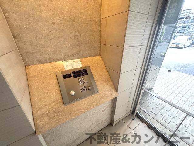 ポレスター松山フォレストシティの防犯設備|オートロックです