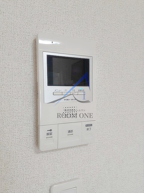グランシルバ大森のセキュリティ|モニター付きインターホンです。