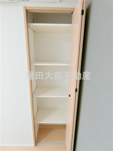 メルヴェーユ久が原の収納|洋室5.5帖